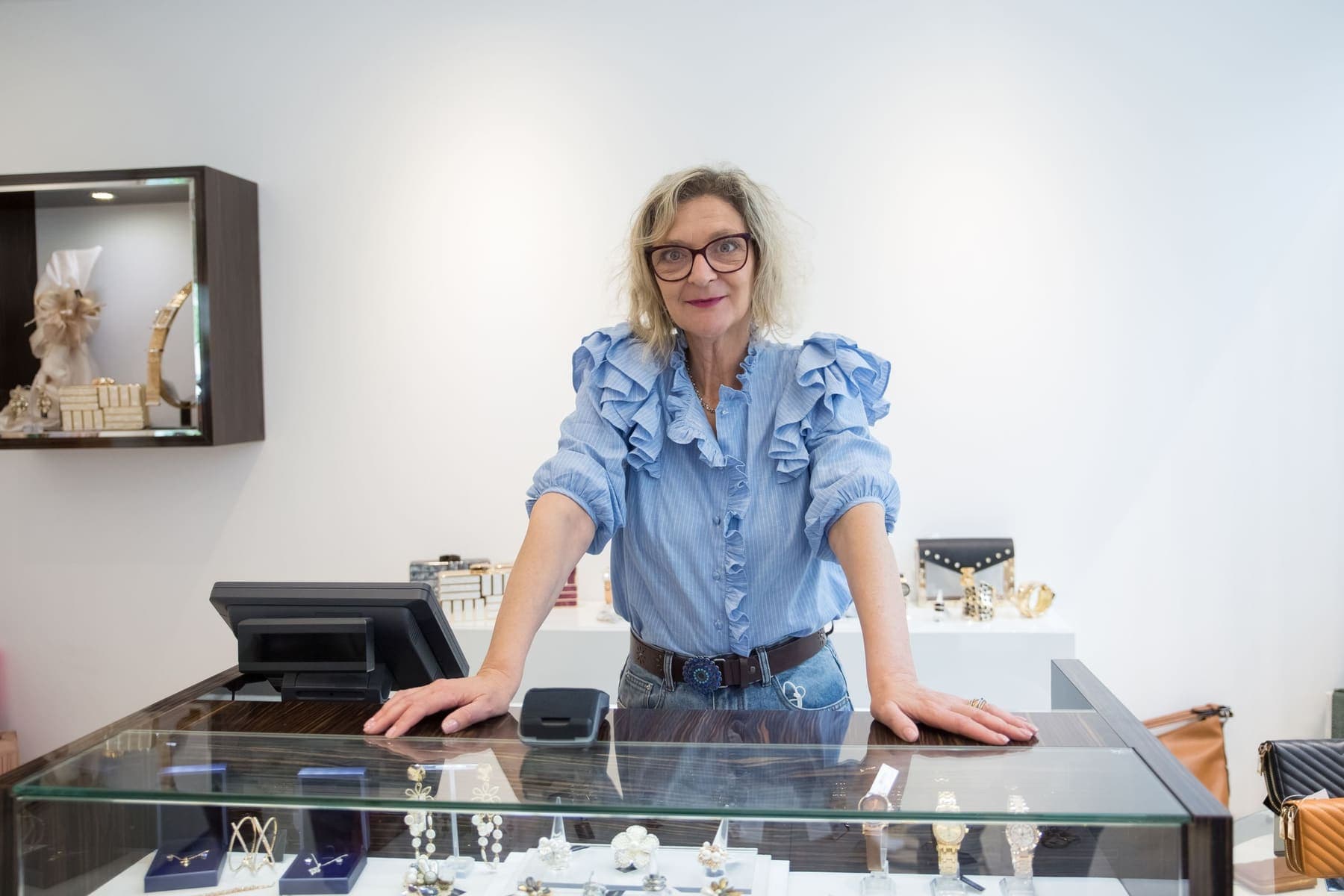 Jewellery counter with a POS screen and card reader